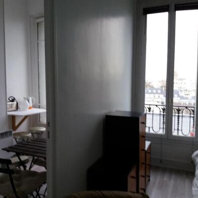Appartement 1 pièces 830 €