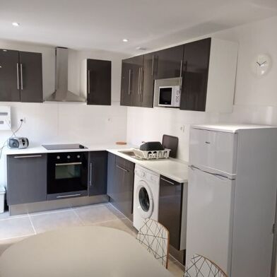 Appartement 1 pièces 450 €