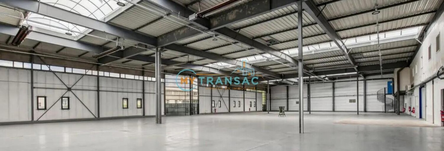 Local industriel  2899 m² à louer à Créteil (94000)