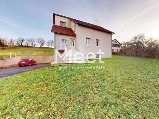 MAISON - 6 PIÈCES - 4 CHAMBRES — photo du bien