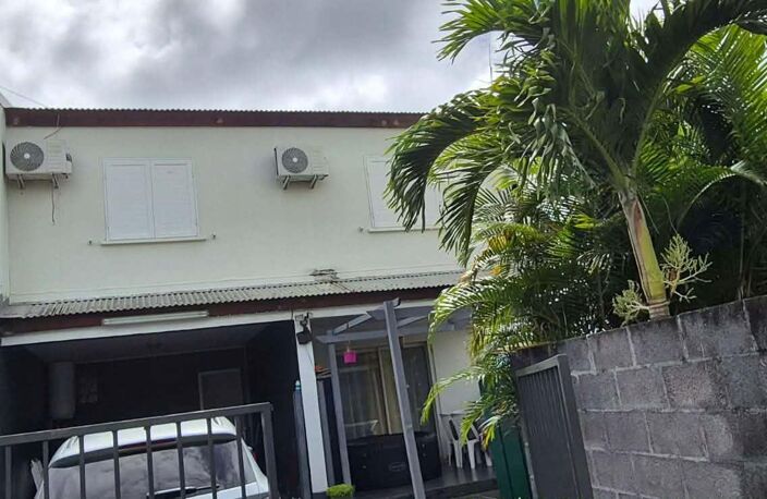 A VENDRE 2 MAISONS JUMELEES — photo 2