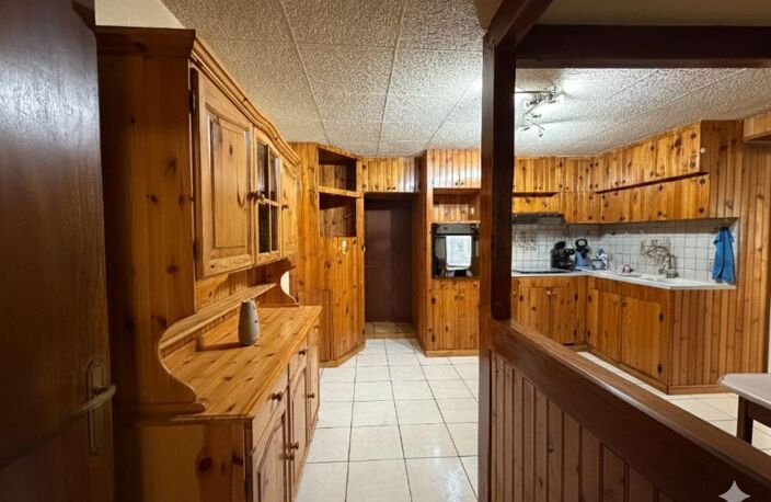 Vaste maison de ville avec jardin, garage et double accès proche frontière, idéal investissement ou famille — photo 4