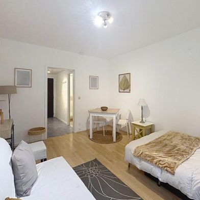 Appartement 1 pièces 490 €