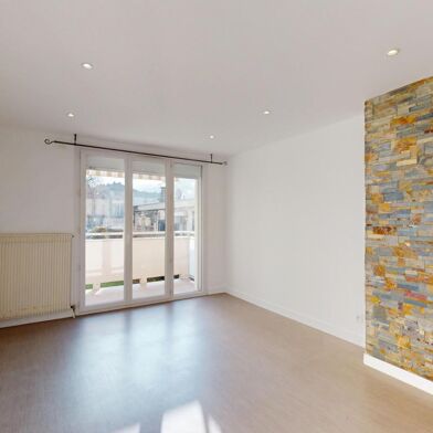 Appartement 4 pièces 310000 €