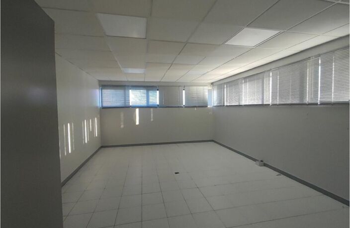 BÃ¢timent F12 — photo 3