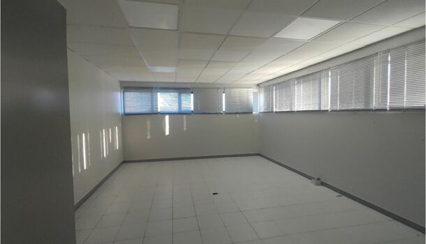 Local d'activit&eacute;s 12 pièces  à vendre Ancinnes 72610
