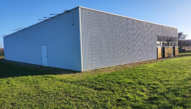 Local d'activit&eacute;s 12 pièces  à vendre Ancinnes 72610