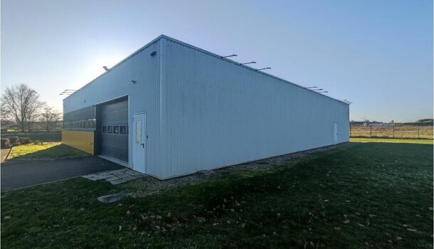 Local d'activit&eacute;s 12 pièces  à vendre Ancinnes 72610