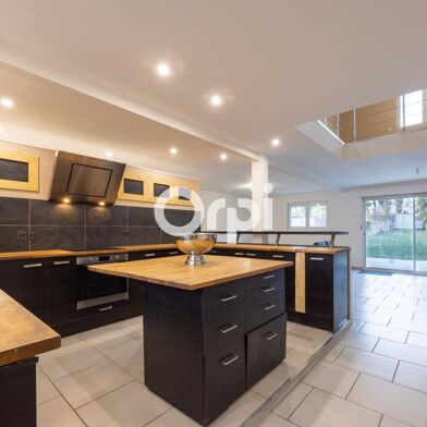 Maison 3 pièces 220500 €