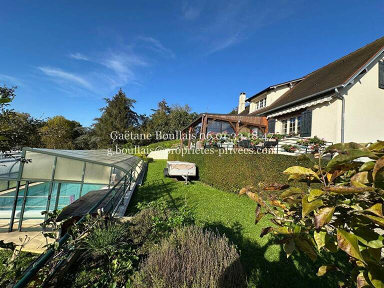 Maison proche BRIONNE 154.50 m2 4 chambres sous-sol piscine 294.000 — photo 1