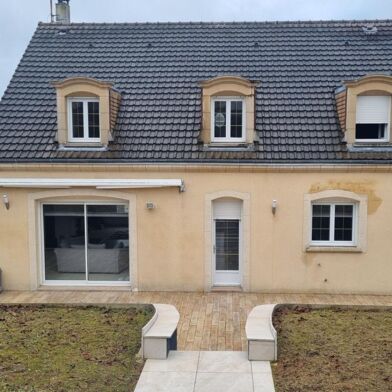 Maison 8 pièces 367500 €