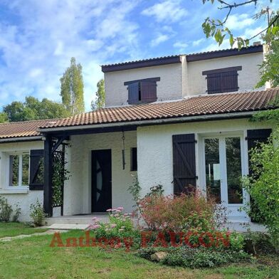 Maison 7 pièces 299900 €
