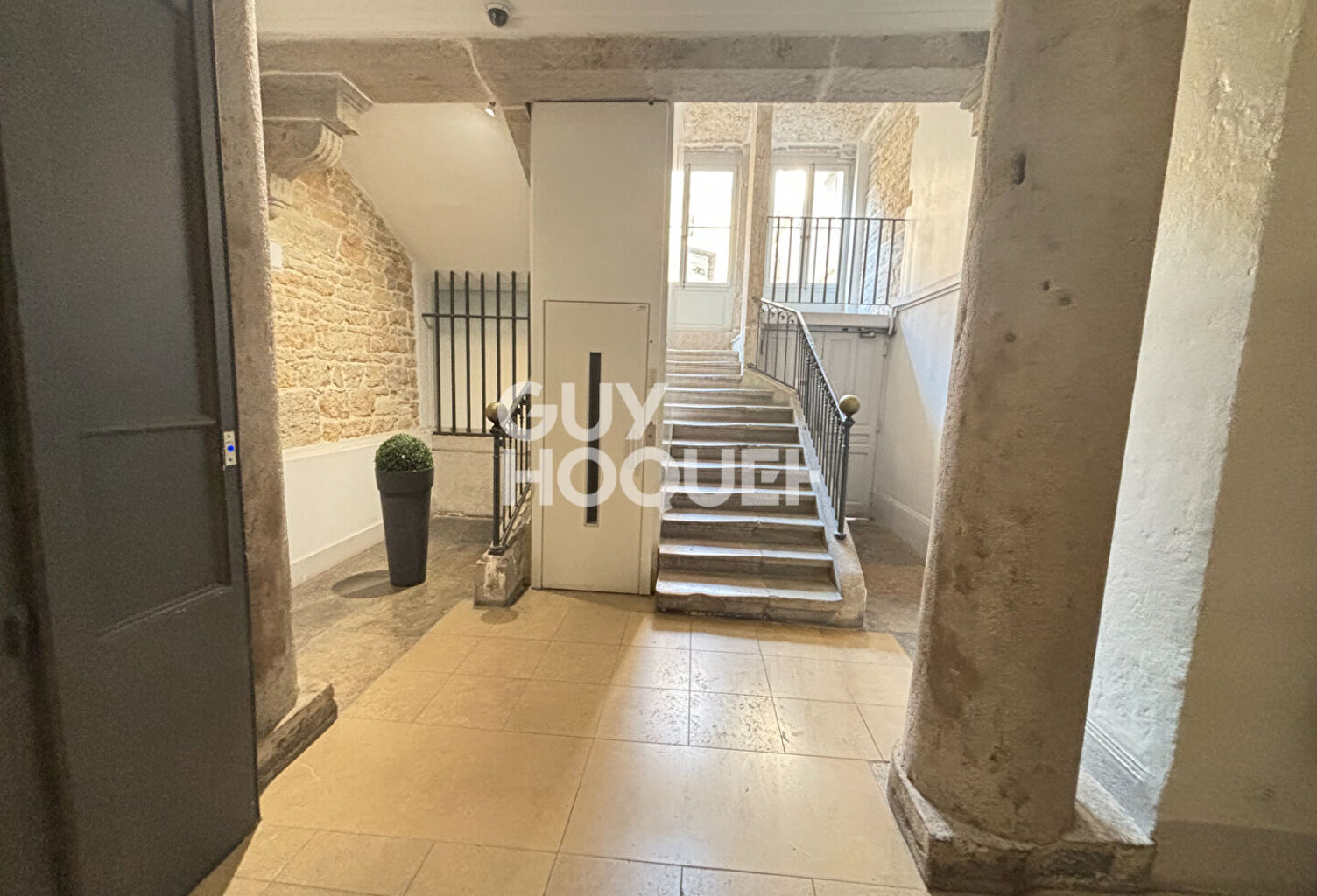 appartement — photo 1