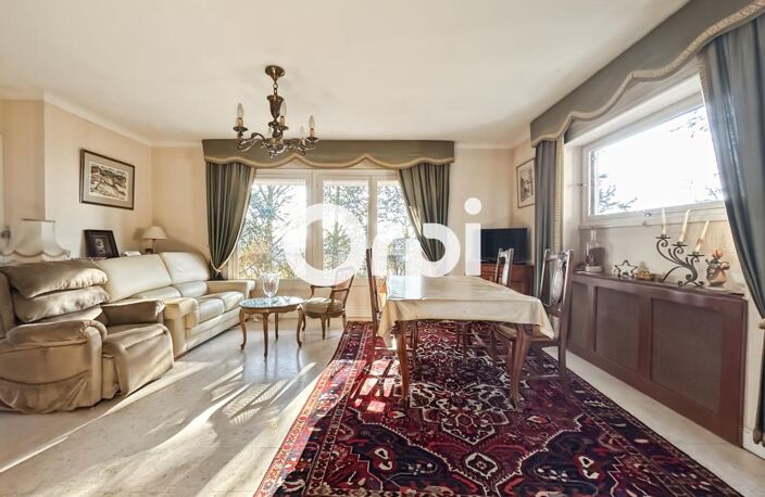 Maison de 134 m² à Chazelles-sur-Lyon – Terrain arboré de 1 000 m², idéal pour créer votre résidence principale — photo 4