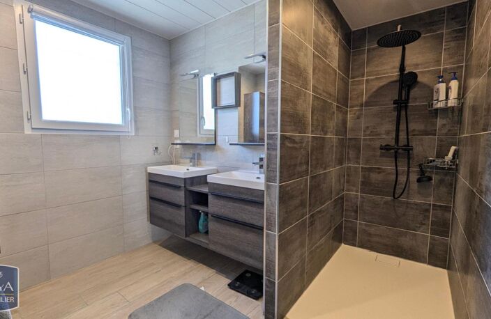 Vente maison 4 pièces 86 m² Arbin (73800) — photo 5