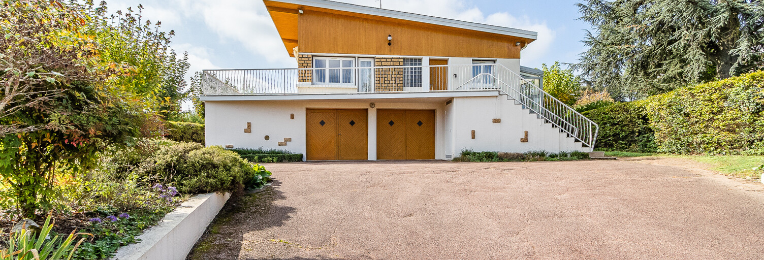 Maison 6 Pièces 178 m² à vendre à Villefranche-sur-Saône (69400)