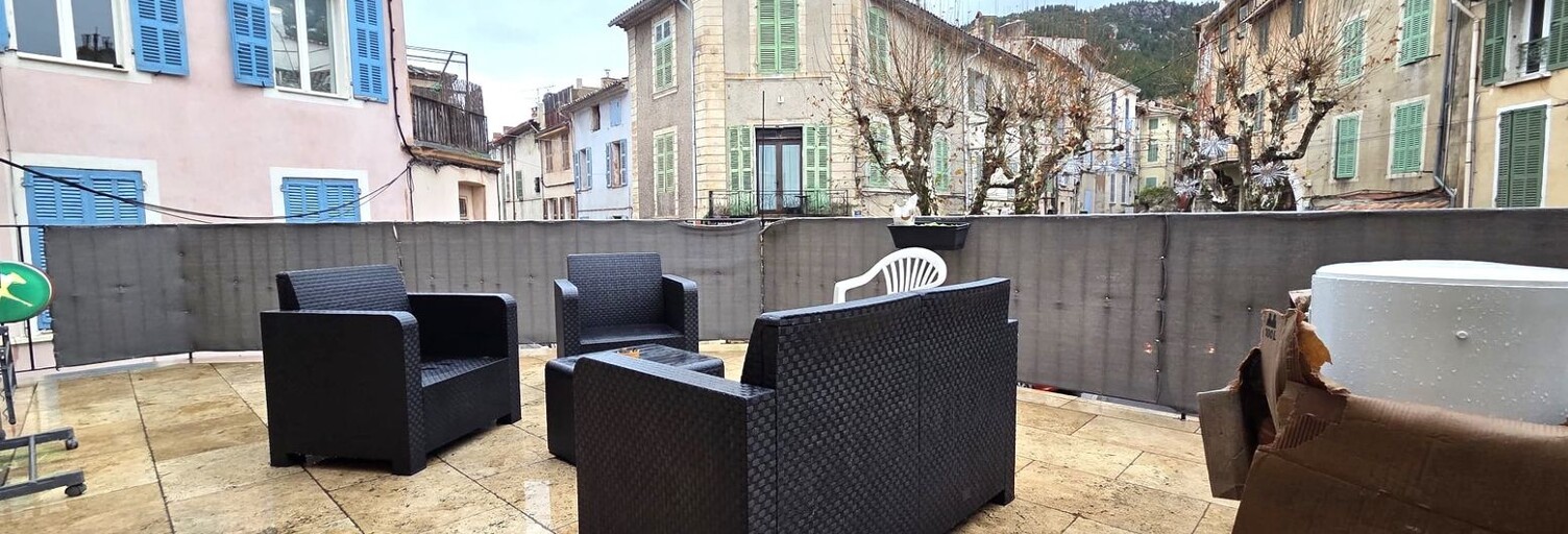 Appartement 3 Pièces 101 m² à vendre à Cuges-les-Pins (13780)