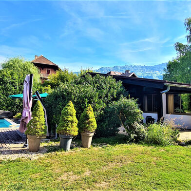 Maison 4 pièces 595000 €