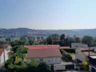 Appartement T3 de 62,5m2 -r Saint Romain en Gal - terrasse - — photo 2