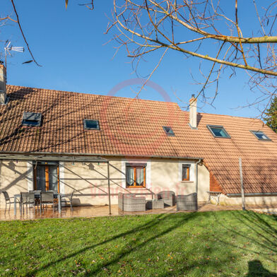 Maison 6 pièces 295000 €