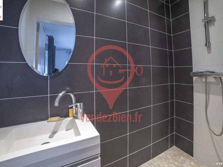 dpt cher (18), à vendre BOURGES Maison P8 de 264m2 avec gara — photo 1