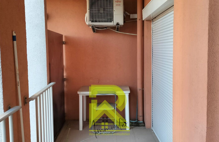 Studio avec balcon terrasse en CV résidence séniors — photo 4