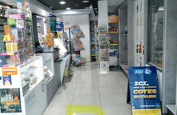 FOND DE COMMERCE TABAC LOTO PRESSE — photo 2