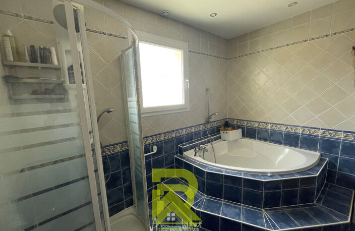 Maison T7 - Piscine — photo 3
