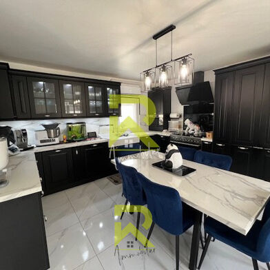 Maison 6 pièces 495000 €