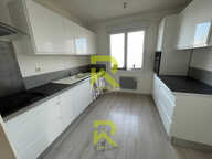 Immeuble professionnel locatif (bureaux, appartements ) Mars — photo 3