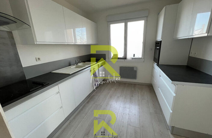 Immeuble professionnel locatif (bureaux, appartements ) Mars — photo 3