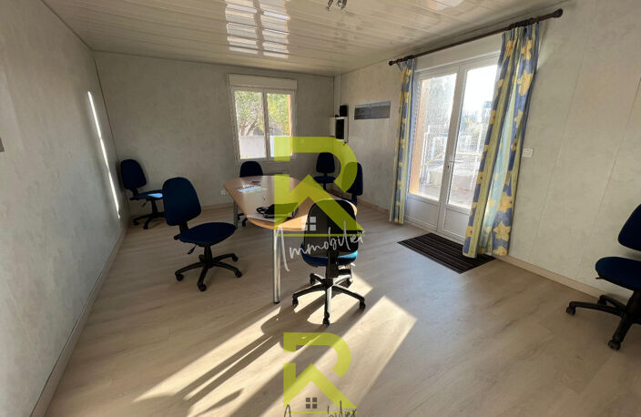 Immeuble professionnel locatif (bureaux, appartements ) Mars — photo 5