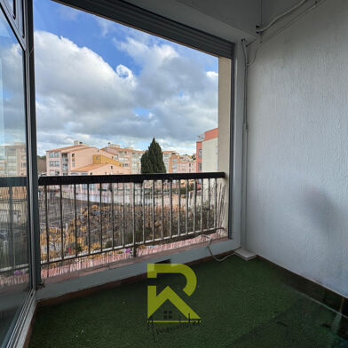 Appartement 3 pièces 98000 €