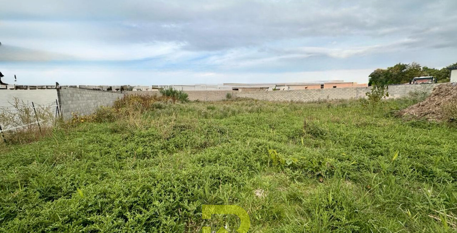 Grau D'Agde terrain viabilisé de 1000m2 Plat à 350m de la pl — photo 1