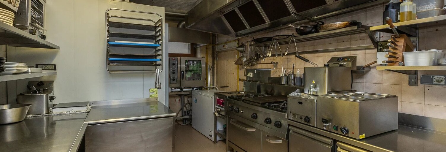 Commerce 7 Pièces  m² à vendre à Lagnieu (01150)