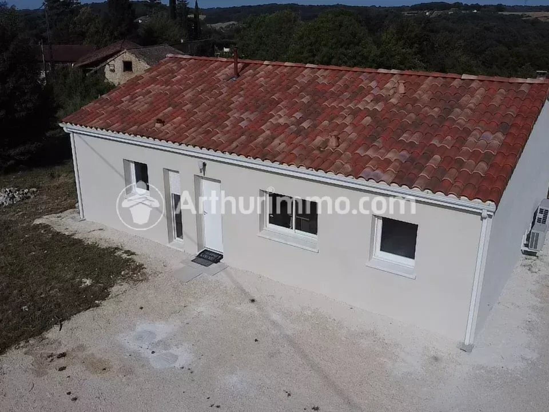 Maison 5 pièces 92 m² · à Saint-Astier · 92 m² · 219 000 €