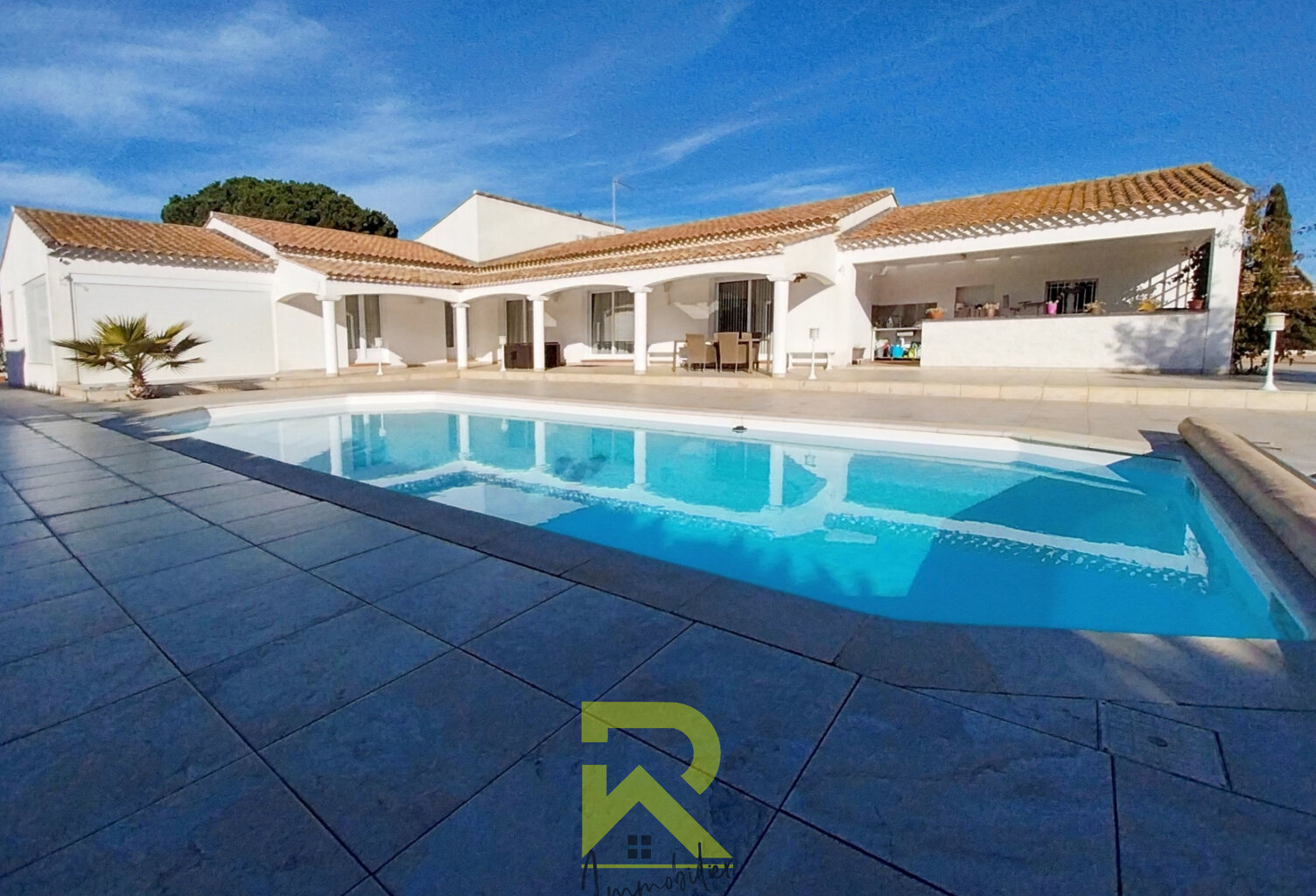 LE GRAU D'AGDE : VILLA PLAIN PIED, 4 FACES, SANS VIS A VIS, — photo 1