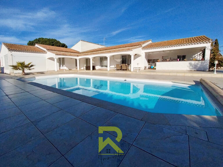 LE GRAU D'AGDE : VILLA PLAIN PIED, 4 FACES, SANS VIS A VIS, — photo 1