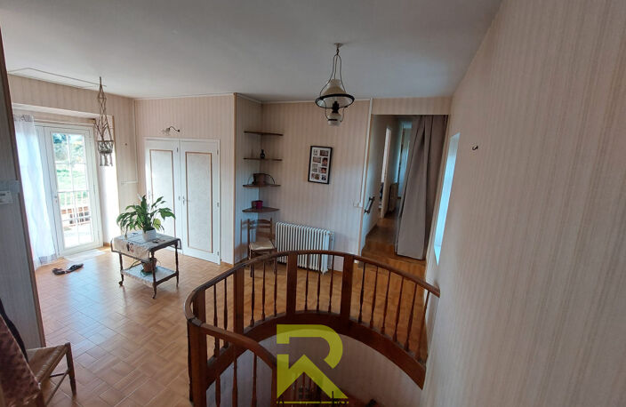 PIEUSSE - A VENDRE - Maison familiale T4 avec 3 chambres, ja — photo 2