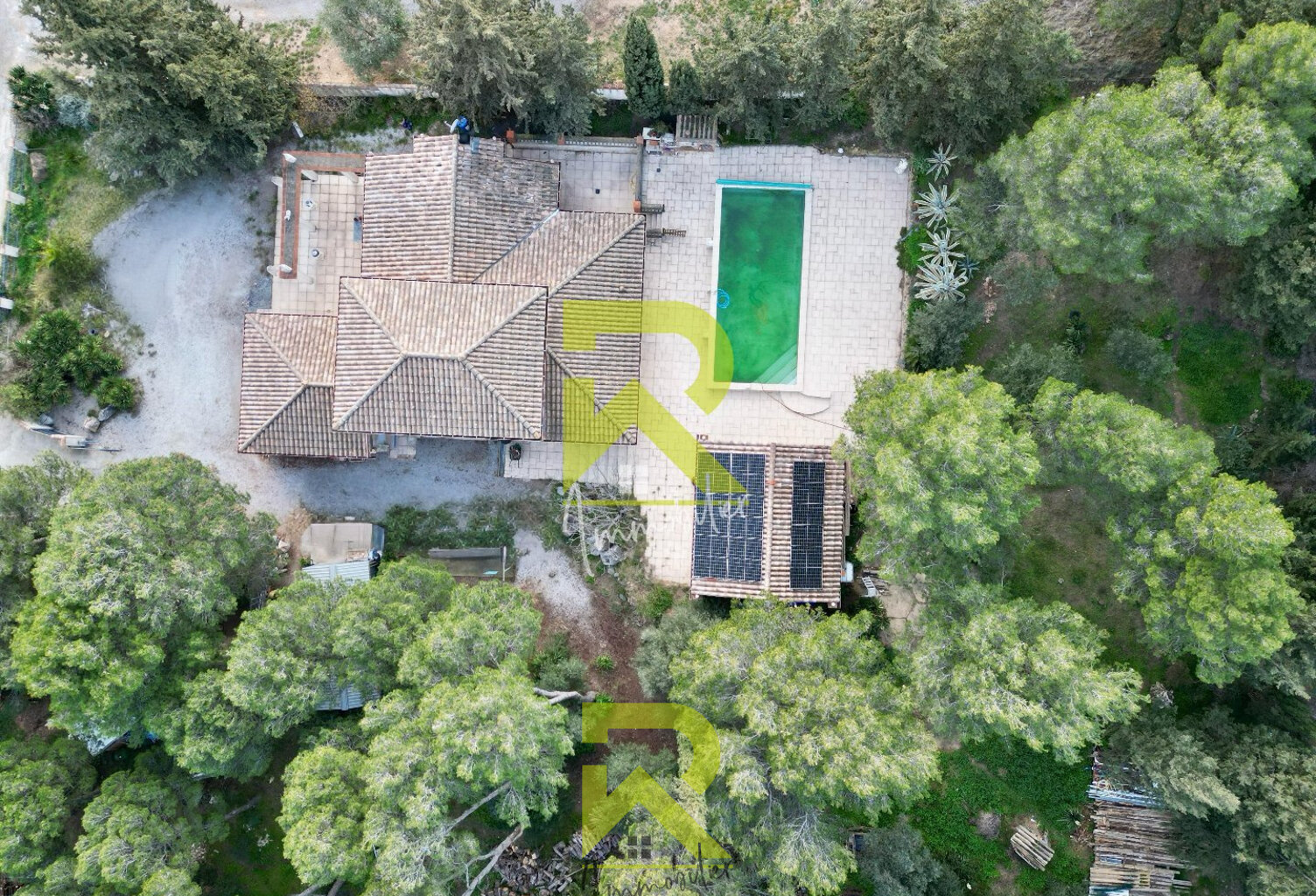 Maison  d'exception à Lézignan-Corbières, Secteur Pinède — photo 1