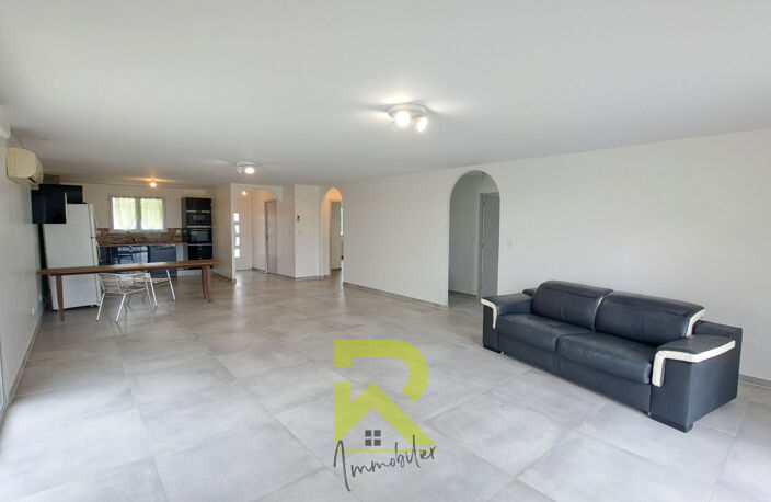 Villa plain-pied 134 m2  Vue sur l'étang   Terrain 1470 m2 — photo 4
