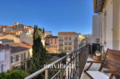 Appartement 1 pièces 240000 €