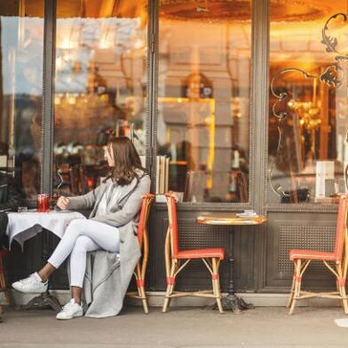 Commerce  242000 €