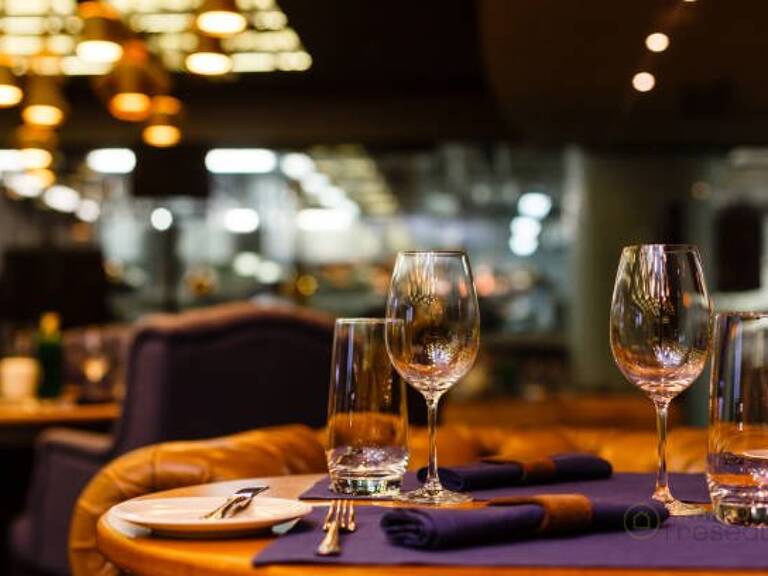Restaurant — photo 1