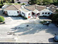 POULX 30320 BATIMENT LOCAUX HABITATION — photo 2