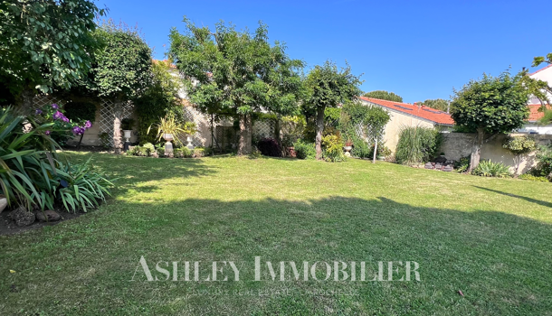 Villa / Maison 7 pièces  à vendre Rochelle (La) 17000