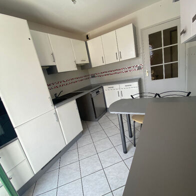 Appartement 2 pièces 652 €