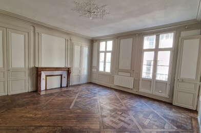 Appartement 2 pièces 750 €
