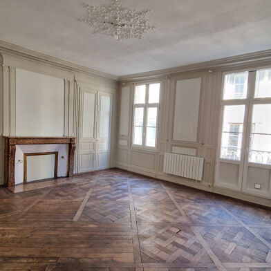 Appartement 2 pièces 750 €