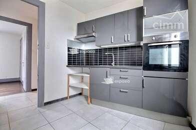 Appartement 3 pièces 701 €